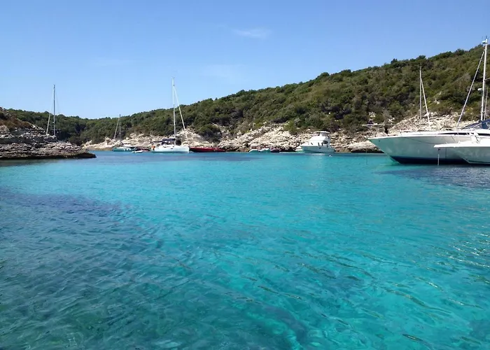 Le Golfe בית הארחה 3*